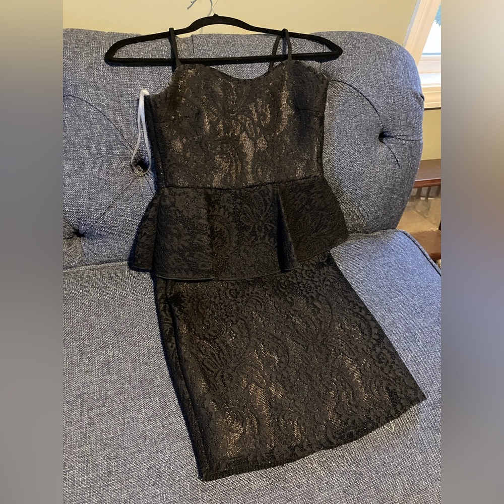 Charlotte Russe formal/semi-formal black lace dress; Woman’s XS